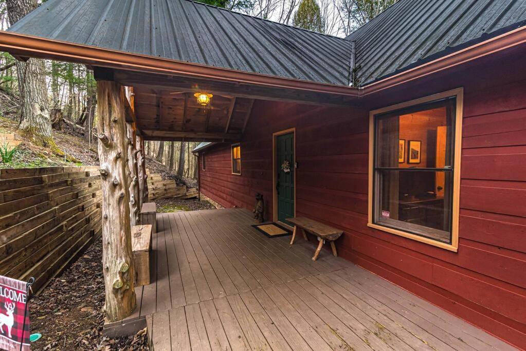 Private Creekside Cabin+Hot Tub,Pool Table, & Pets Ellijay Exterior foto